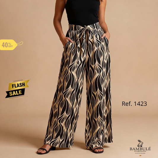 Ref 1423. Pantalón con cordones bota campana